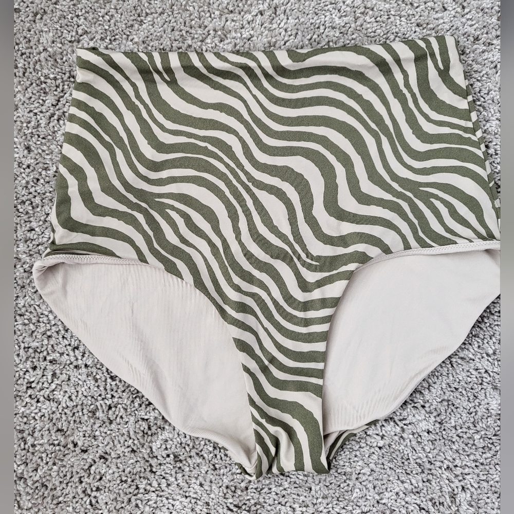 Andie swimsuit - Picture 4 of 5